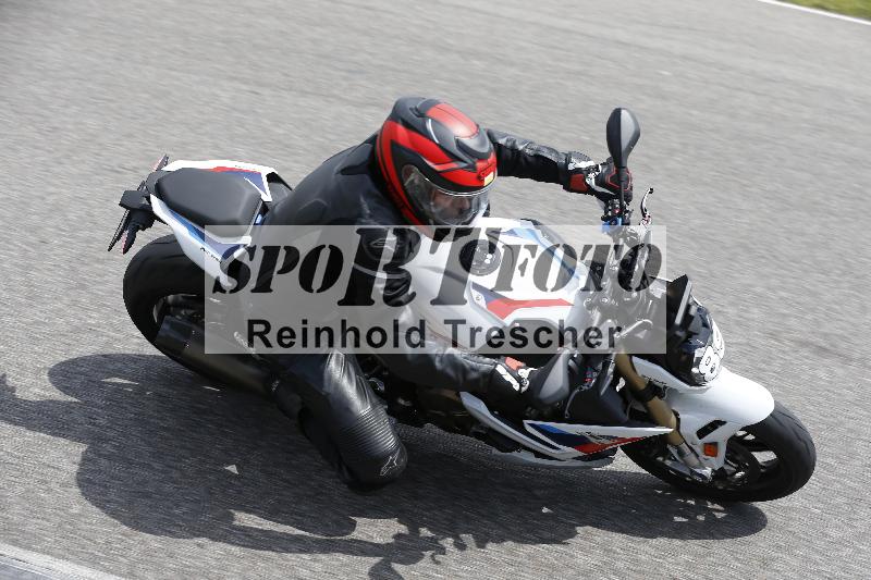 /Archiv-2024/29 12.06.2024 MOTO.CH Track Day ADR/Gruppe gelb/89